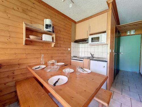 Résidence Villaret - Appartement lumineux · Départ et retour skis aux pieds · Terrasse de plain pied MAE-2454