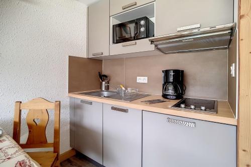 Résidence Aravis - Appartement confortable · Accès direct aux pistes · Balcon MAE-2674