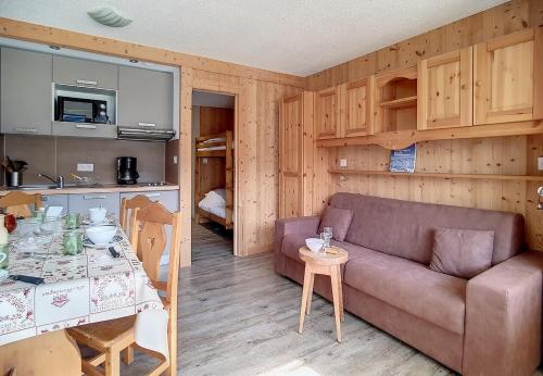 Résidence Aravis - Appartement confortable · Accès direct aux pistes · Balcon MAE-2674