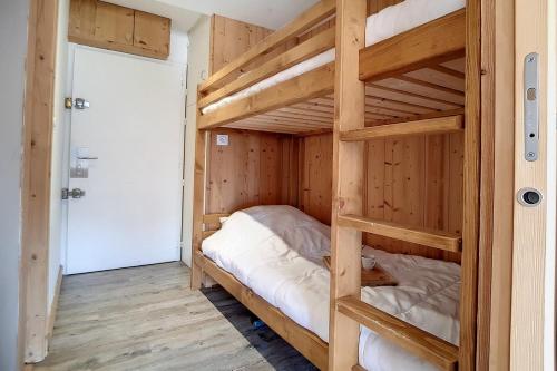 Résidence Aravis - Appartement confortable · Accès direct aux pistes · Balcon MAE-2674