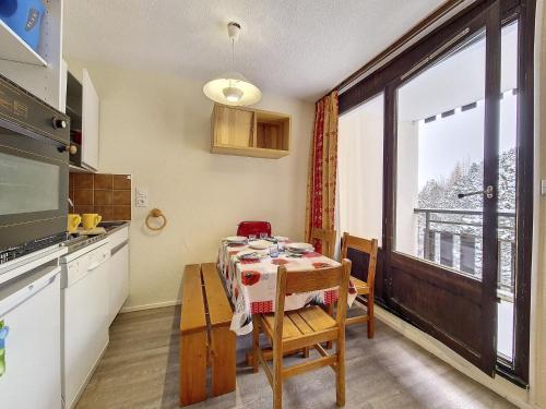 Résidence Gentianes - Studio confortable · Au pieds des pistes · Balcon MAE-3104