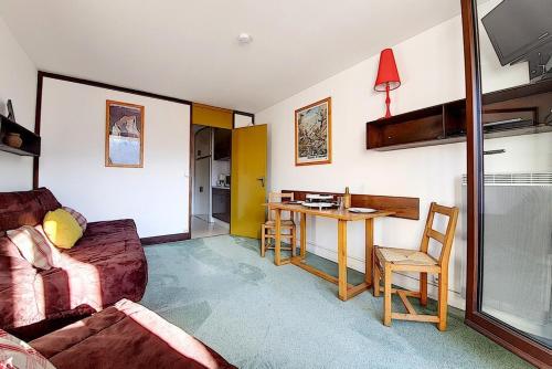 Résidence Alpages - Studio fonctionnel · Au pieds des pistes · Balcon vue montagnes MAE-3344