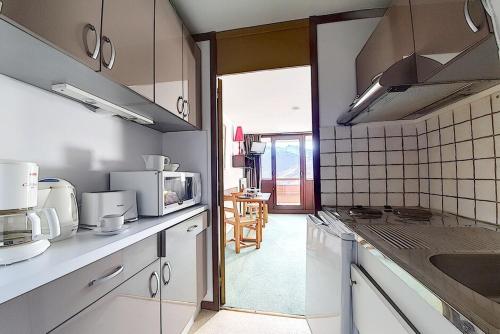 Résidence Alpages - Studio fonctionnel · Au pieds des pistes · Balcon vue montagnes MAE-3344