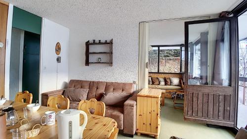 Résidence Aravis - Appartement spacieux · Départ et retour ski aux pieds · Balcon vue montagnes MAE-3704