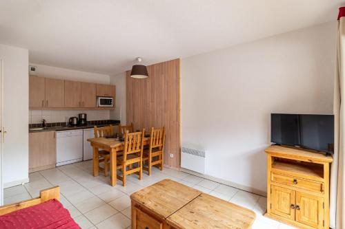 Résidence Le Balcon Des Airelles - Appartement calme au coeur des Orres 1800 MAE-6444