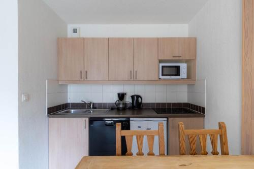 Résidence Le Balcon Des Airelles - Appartement calme au coeur des Orres 1800 MAE-6574