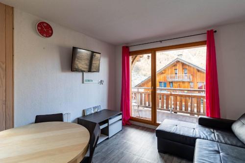 Résidence Le Balcon Des Airelles - Appartement rénové tout équipé sur Les Orres 1800 MAE-6614