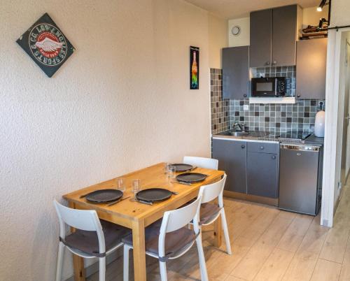 Résidence Le Boussolenc - Studio 4 personnes au centre des Orres 1650 MAE-6654
