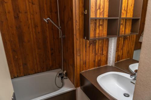 Résidence Le Belvedere - Studio cabine au coeur des Orres 1650 MAE-6674