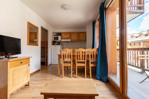 Les Chalets De Bois MÉan - D - Appartement sur les hauteurs des Orres 1800 MAE-9454