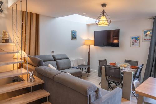 Les Chalets De Bois MÉan - D - Magnifique appartement avec vue sur la vallée MAE-9374