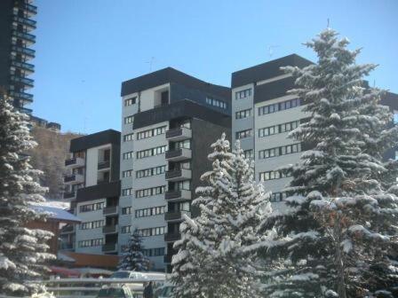Résidence Les Charmettes - Appartement traversant · Centre station · Balcon MAE-6694