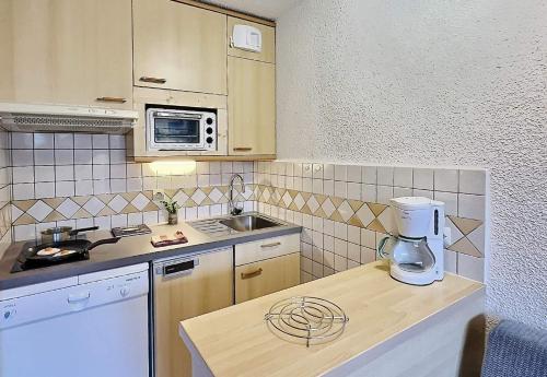 Résidence Home Club - Studio 4 personnes + parking au coeur du Lavachet MAE-2954