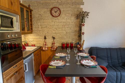 Résidence Les Ecrins - Adorable studio au coeur de la forêt des Orres MAE-6224