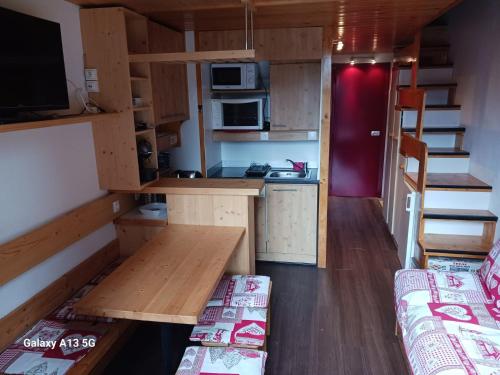 Résidence Archeboc - Appartement 4 personnes à Arc 1800 proche des pistes dans le village de Charmettoger MAE-2194