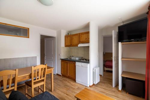 Les Chalets De Bois MÉan - D - Appartement sur les hauteurs des Orres 1800 MAE-3211