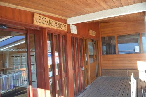 Résidence Grand Arbois - Studio 2 personnes au coeur de la station d'Arc 1800 dans le village des Villards, proche des pistes et des commerces MAE-9051