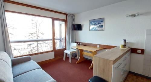 Résidence Ruitor Arc 1800 - Appartement 2 pièces pour 4 personnes avec un jolie vue sur la vallée, proche du télécabine dans le village de Charmettoger à Ar MAE-8681