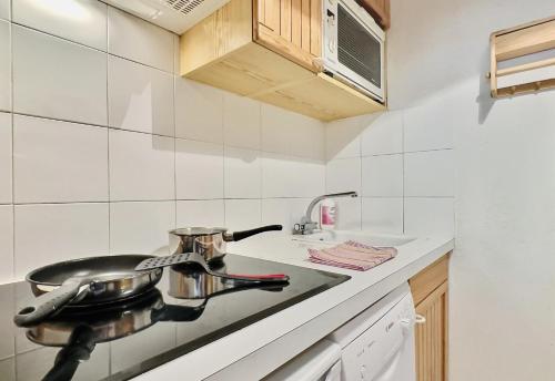 Résidence Val D'illaz - Agréable appartement 2 pièces cabine pour 6 personnes situé à Val d'Isère, proche du centre de la station MAE-5101