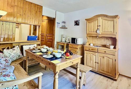 Résidence Val D'illaz - Agréable appartement 2 pièces cabine pour 6 personnes situé à Val d'Isère, proche du centre de la station MAE-5101