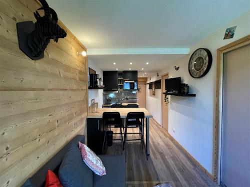 Résidence Villaret - appartement pour 4 personnes MAE-4101
