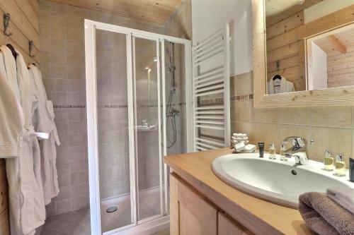 Résidence Les Hauts Forts De La Croix - Appartement Blue Olive - 8 Personnes - Morzine MAE-3981