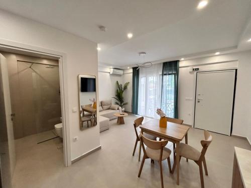 Sea Breeze IV Apartment