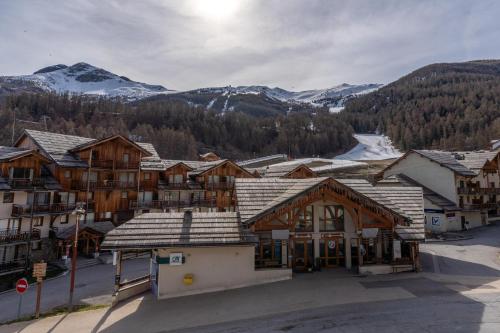 Résidence Le Balcon Des Airelles - Appartement chaleureux au coeur des Orres 1800 MAE-3661