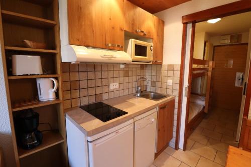 Chalet Club Iv - Blanchot - Studio · Proches des pistes et commerces · Balcon MAE-8751