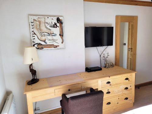 Résidence Mont Chery - Appartement tres lumineux, beaux volumes, haut standing MAE-2501