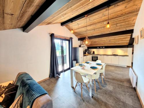 Résidence Le Shangri La - Appartement lumineux pour 6 personnes MAE-2581
