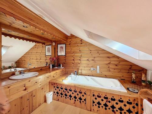 Chalet Les Elfes - Chalet Les Elfes — Luxe et confort pour un séjour MAE-7361