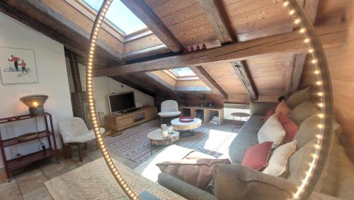 Résidence Le Lion D'or A - Appartement confortable, sous toit, accès facile aux commerces MAE-0871