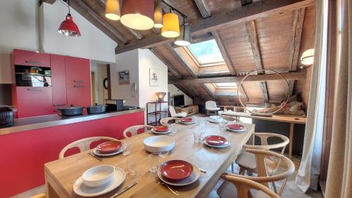 Résidence Le Lion D'or A - Appartement confortable, sous toit, accès facile aux commerces MAE-0871