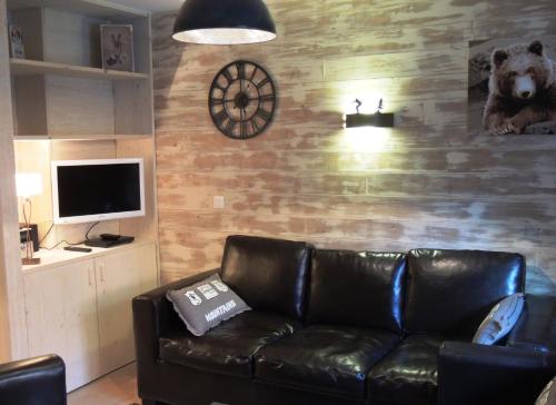 Résidence Fermes Emiguy - appartement de charme dans residence avec piscine MAE-1141