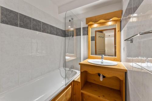 Résidence Les Hauts De Preclaux - Logement pour 6 personnes aux Orres 1800 MAE-4401