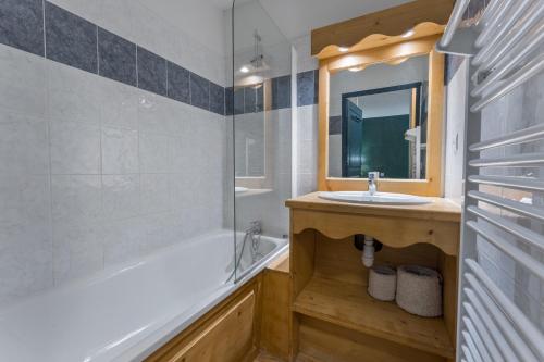 Résidence Les Hauts De Preclaux - Appartement avec balcon et vue sur les pistes MAE-4411
