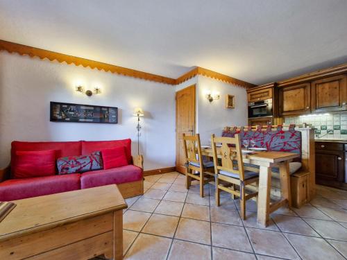 Résidence Roselend - Charmant appartement de 3 pièces situé dans une résidence au village du Chantel, proche des pistes et avec piscine. MAE-4441