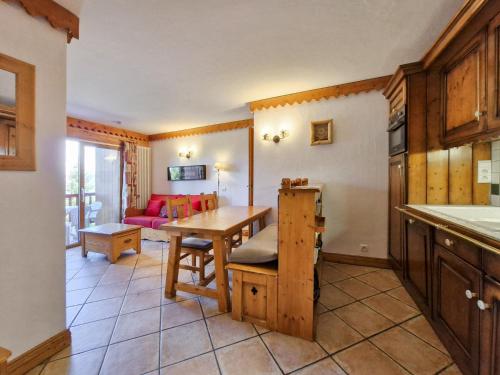 Résidence Roselend - Charmant appartement de 3 pièces situé dans une résidence au village du Chantel, proche des pistes et avec piscine. MAE-4441