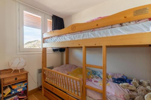 Résidence Le Cristal - Très beau 3 pièces en duplex dans le centre de Méribel proche des commerces et des pistes de ski MAE-4931