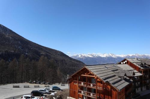 Residence La Combe D Or - Appartement en résidence de standing MAE-0814