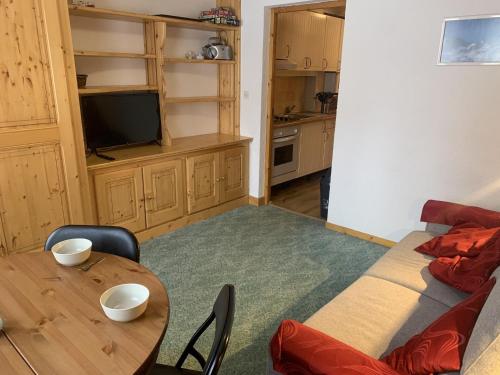 Résidence Les Hyvernelles - Agréable studio situé à l'altiport ski aux pieds MAE-4981