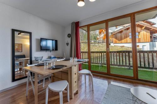 Résidence Les Terrasses Du Soleil D'or - Studio 4 personnes au coeur des Orres 1800 MAE-4581