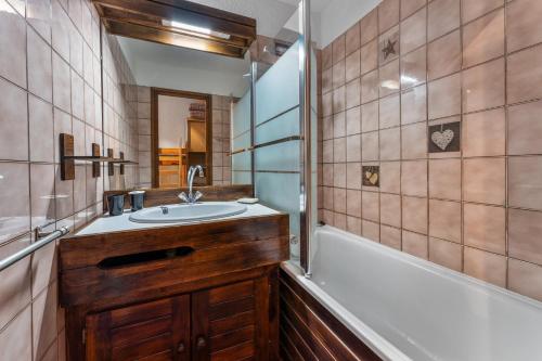 Résidence Le Cairn - Joli studio 4 personnes au centre des Orres 1650 MAE-0343