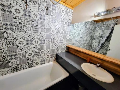Résidence Bellecote - Studio agréable · Centre station · Free wifi MAE-7653