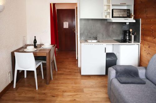 Residence Le 1650 - Studio pour 2 personnes cœur de station des Orres 1650 MAE-5941