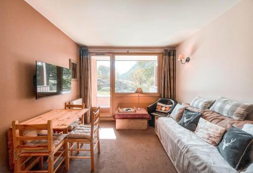 Résidence Saint Michel - Charmant appartement 2 pièces 6 personnes au calme avec garage, offrant une vue sur les montagnes, proche des pistes, dans le qu MAE-6743