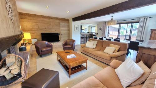 Résidence Les Ambrezales - Grand Chalet prox immédiate centre : 12 personnes MAE-4773