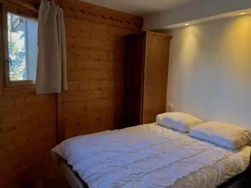 Résidence Fermes De Meribel Bat A - Appartement 3 pièces 4 personnes à Méribel Village aux pieds des pistes et accès à la piscine chauffée MAE-3043