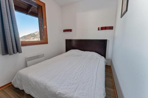 Résidence La Combe D'or - Chalet de montagne 10 personnes "skis aux pieds" MAE-7963